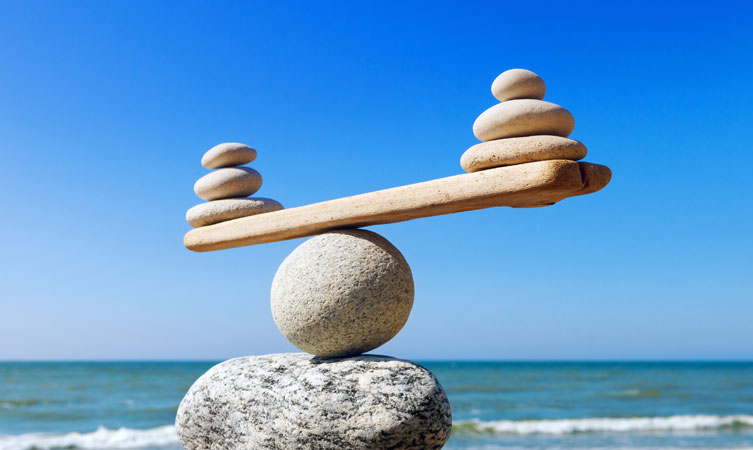 De rol van het vrouwelijke in de samenleving.